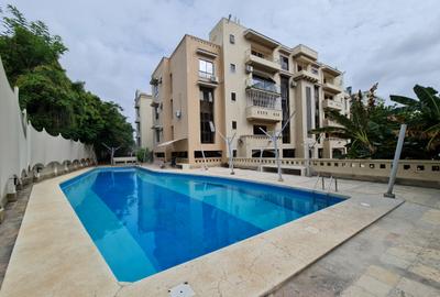 3 Bed Apartment with En Suite in Nyali Area