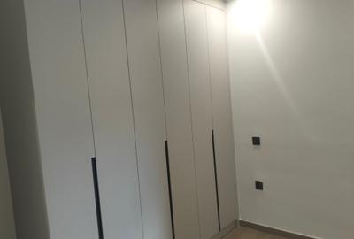 3 Bed Apartment with En Suite in Riverside - 2