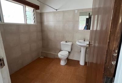 5 Bed House with En Suite at Milimani