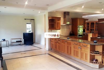 5 Bed House with En Suite in Muthaiga