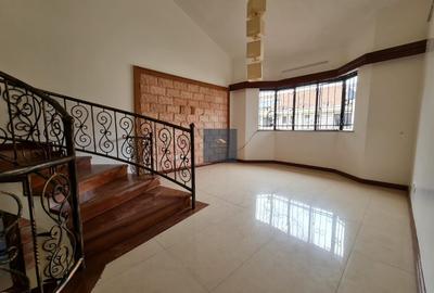 5 Bed Townhouse with En Suite at Westlands