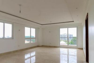 3 Bed Apartment with En Suite in General Mathenge