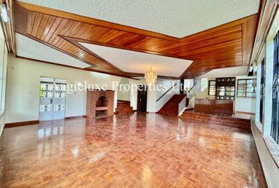 6 Bed House with En Suite at Runda