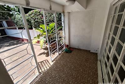 4 Bed Townhouse with Staff Quarters in Kilimani - 2