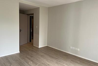 1 Bed Apartment with En Suite at Redhill - 4
