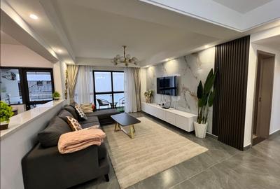 Furnished 2 Bed Apartment with En Suite at Riverside