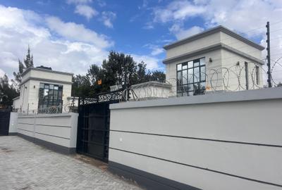 4 Bed Townhouse with En Suite in Ruiru