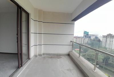 3 Bed Apartment with En Suite at Riverside Drive - 2