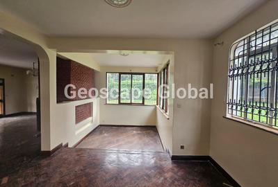 5 Bed House with En Suite in Lower Kabete
