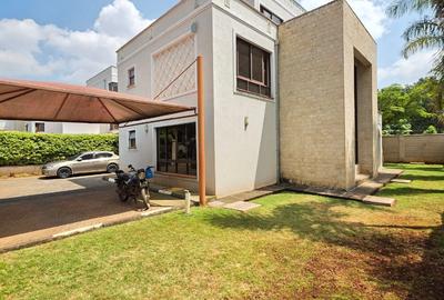 4 Bed Townhouse with En Suite in Lavington - 4