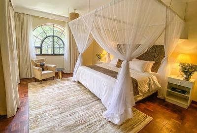 Furnished 4 Bed Apartment with En Suite in Riverside - 4