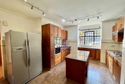 4 Bed Townhouse with En Suite at Peponi Rd - 2