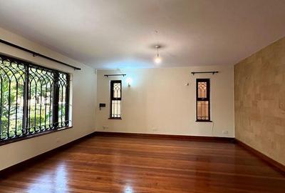 4 Bed Townhouse with En Suite in Lavington