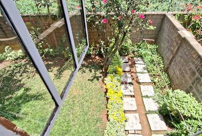 5 Bed Villa with En Suite in Lavington