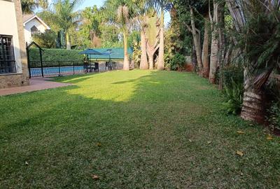 4 Bed House with Swimming Pool in Kiambu Road