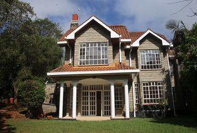 4 Bed Townhouse with En Suite at Manyani East Road
