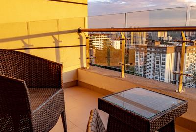 Serviced 2 Bed Apartment with Parking in Riverside - 2