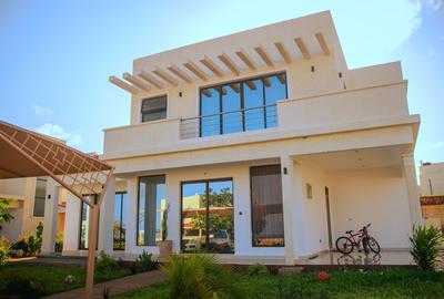 3 Bed Townhouse with En Suite at Malindi