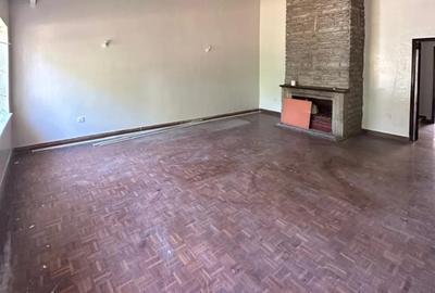 4 Bed Townhouse with En Suite in Kilimani - 4