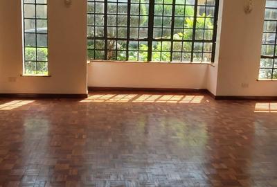 5 Bed Townhouse with En Suite in Kileleshwa