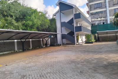 1 Bed Apartment with En Suite in Kilimani