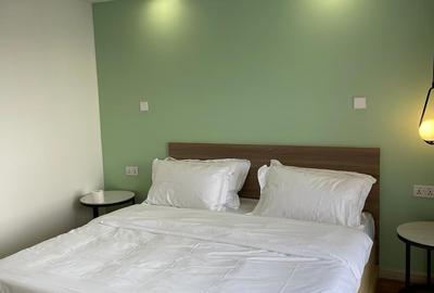 Serviced 1 Bed Apartment with En Suite in Upper Hill