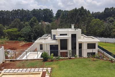 5 Bed House with En Suite at Loresho