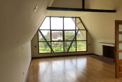 5 Bed Townhouse with En Suite in Karen - 4