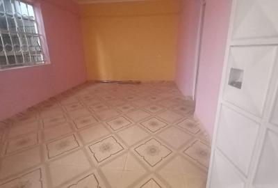 2 Bed Townhouse with En Suite at Donholm Phase 8