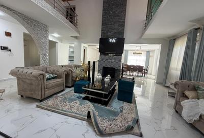 5 Bed Townhouse with En Suite in Karen - 2