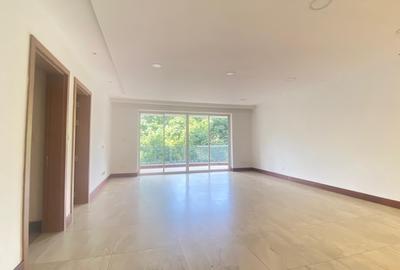 2 Bed Apartment with En Suite at Parklands - 2