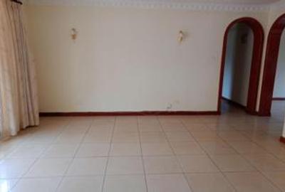 3 Bed Apartment with En Suite at School Lane