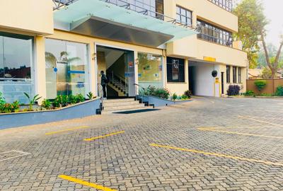 3,500 ft² Office with Backup Generator at Lantana Road