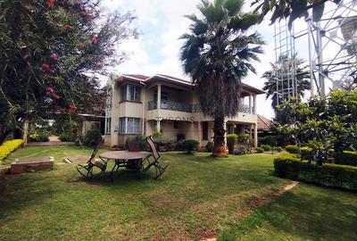 4 Bed House with En Suite at 5 Acre Close