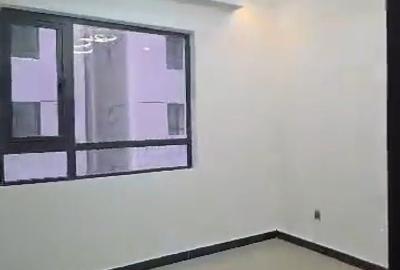 2 Bed Apartment with En Suite in Lavington - 2