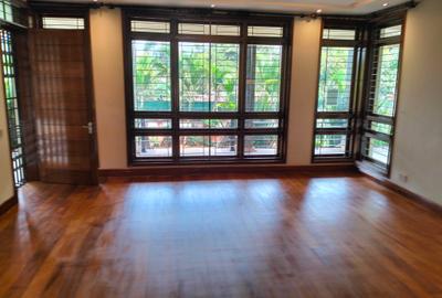 4 Bed Townhouse with En Suite in Runda