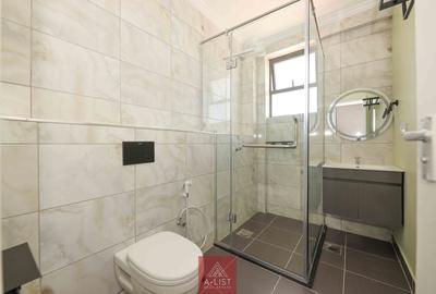 1 Bed Apartment with En Suite at Lantana Road