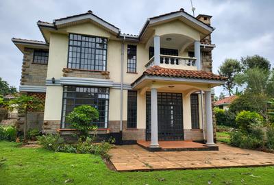 4 Bed Townhouse with En Suite at Red Hill
