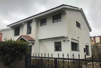 4 Bed Townhouse with En Suite at Kilimani