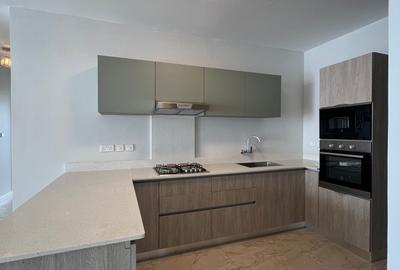 3 Bed Apartment with En Suite at Nyeri Rd
