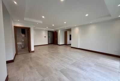 2 Bed Apartment with En Suite in Westlands Area - 4
