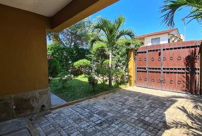 4 Bed Townhouse with En Suite at Nyali Road