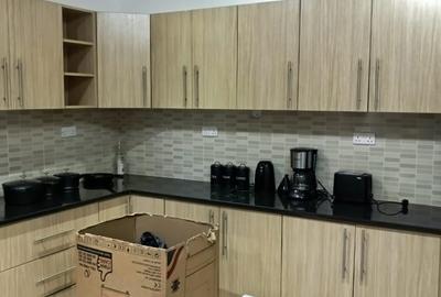 Serviced 2 Bed Apartment with En Suite in Westlands Area