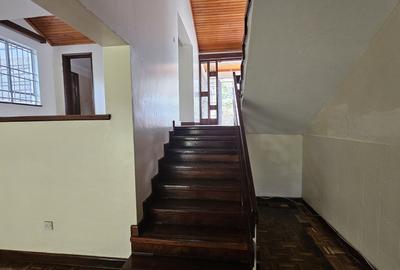 4 Bed Townhouse with En Suite at Laikipia Road - 3