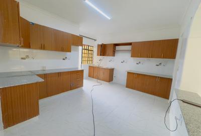 4 Bed House with En Suite at Kitengela