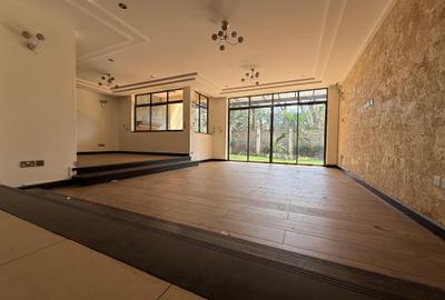 5 Bed Villa with En Suite at Lavington - 4