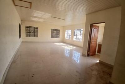 6,778 ft² Warehouse with Parking in Ruaraka - 3