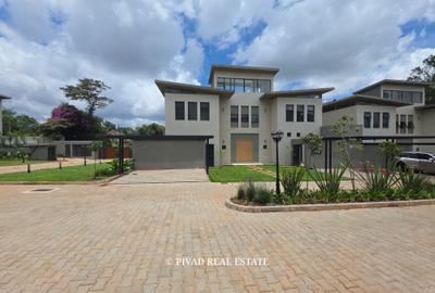 5 Bed House with Garden in Runda - 2