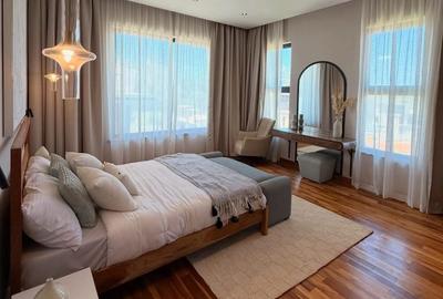 4 Bed Villa with En Suite at Loresho - 2