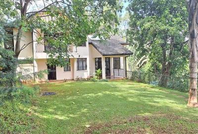 4 Bed House with En Suite at Old Kitisuru